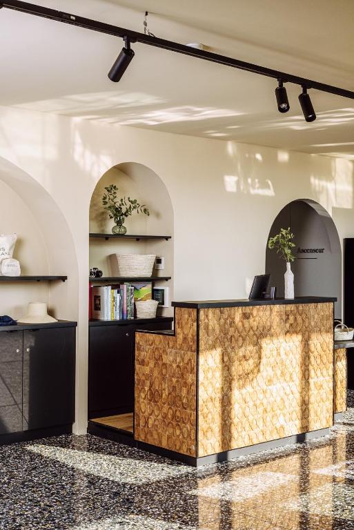 Vstupní hala nebo recepce v ubytování Le Garage Biarritz Hôtel
