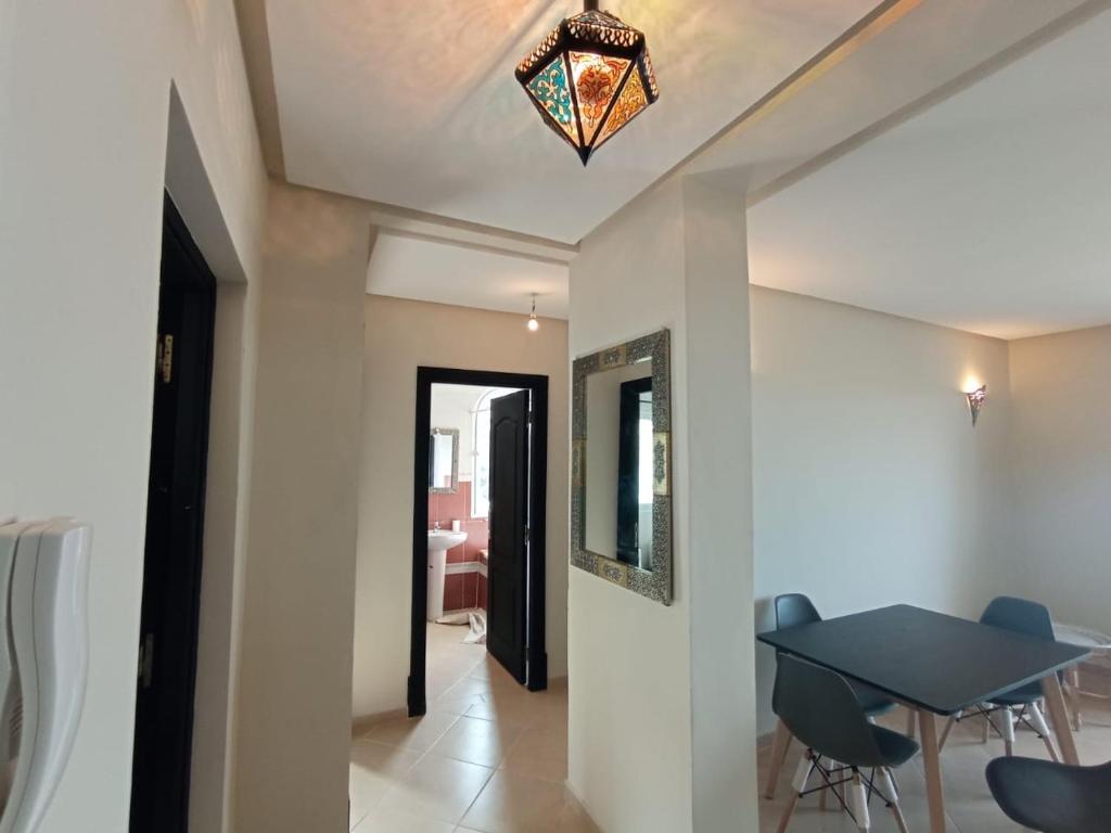 Résidence neuve avec piscine M’diq - Appartement De Deux Chambres