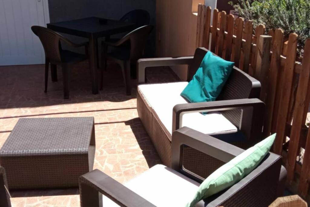 Część wypoczynkowa w obiekcie GLAMOUR MASPALOMAS - near MELONERAS