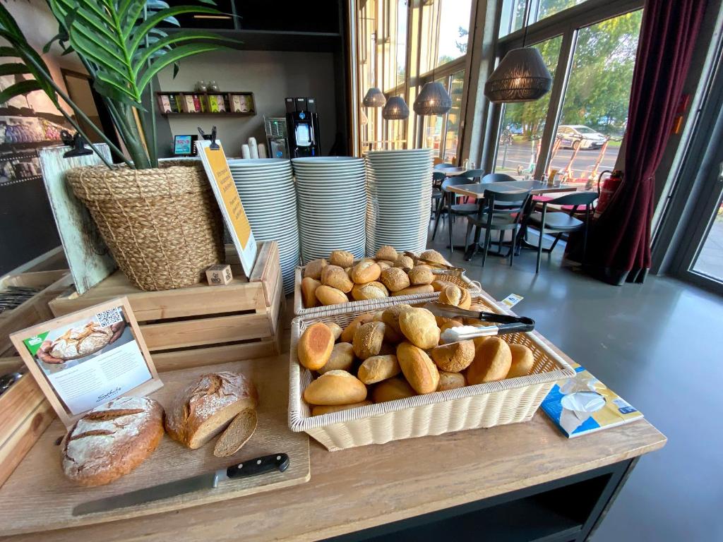 Schulz Hotel Berlin Wall at the East Side Gallery - Resim 20