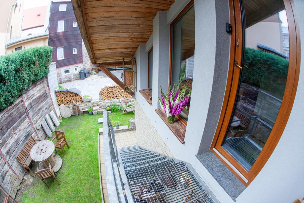 Zahrada ubytování Apartman Vejminek