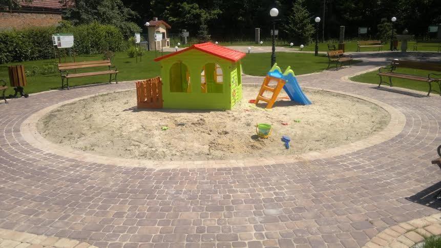 Detský kútik v ubytovaní Hotel Modrzewiowy Dwór