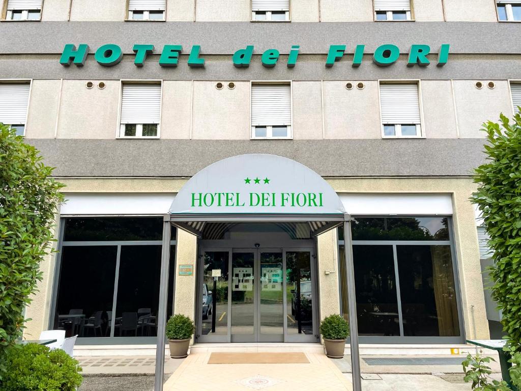 Hotel Dei Fiori, Milan – Updated 2022 Prices