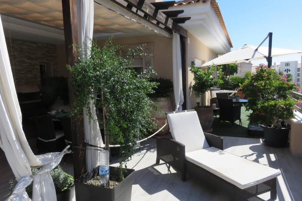 Balkón nebo terasa v ubytování Penthouse - residence La Mina - Albir avec WIFI GRATUIT