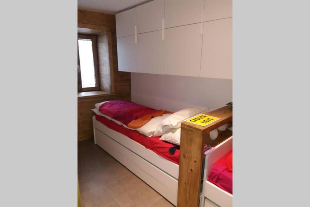 Postel nebo postele na pokoji v ubytování Appartamento in centro a Siror