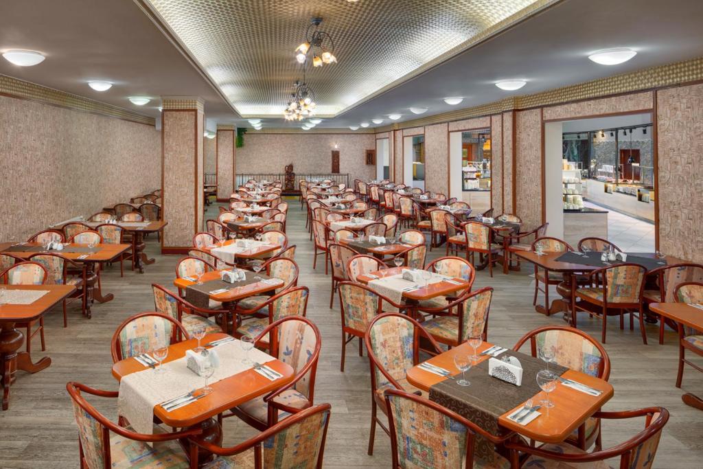 Wellness Hotel Babylon - Resim 37