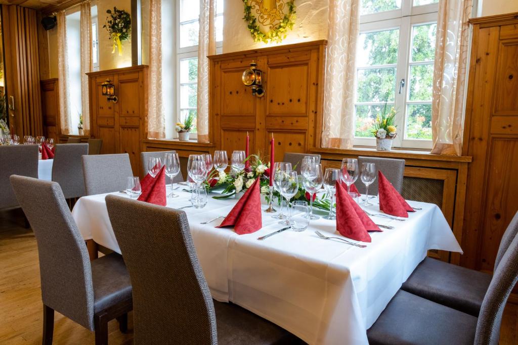 Restaurace v ubytování Hotel Domhof