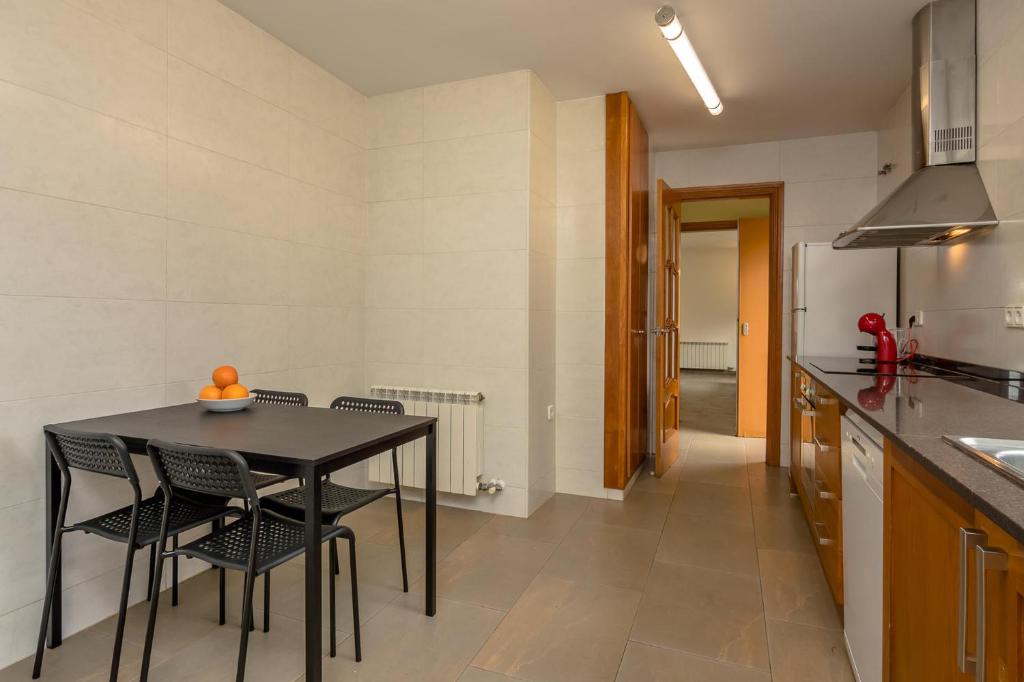 Kuchyňa alebo kuchynka v ubytovaní RB-5 RESIDENCIAL BEGUR 6 PaX