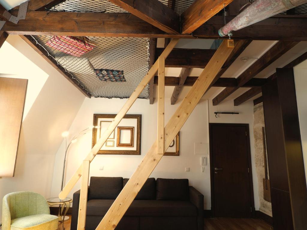 Framer's House - Authentic Downtown - 17