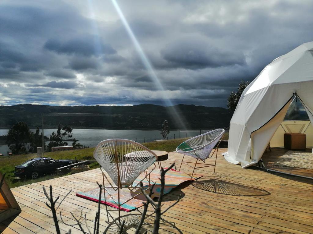 Paisaje cerca de este tented camp