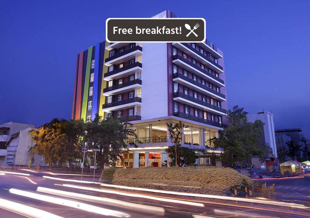 Amaris Hotel Embong Malang – Surabaya