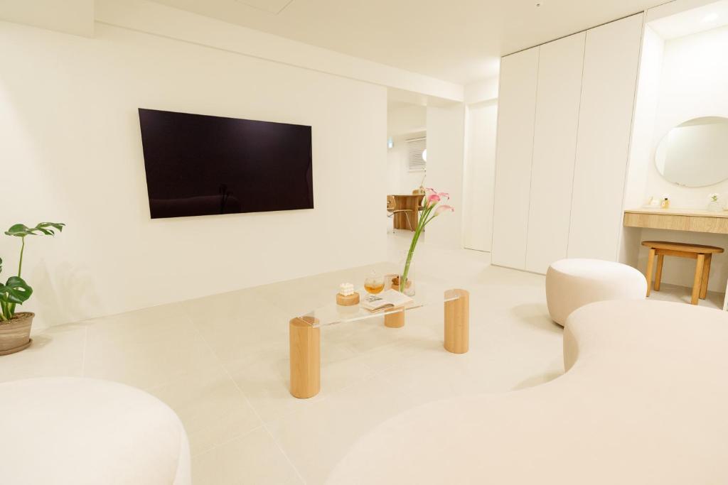 White Linen House - Deluxe Suite