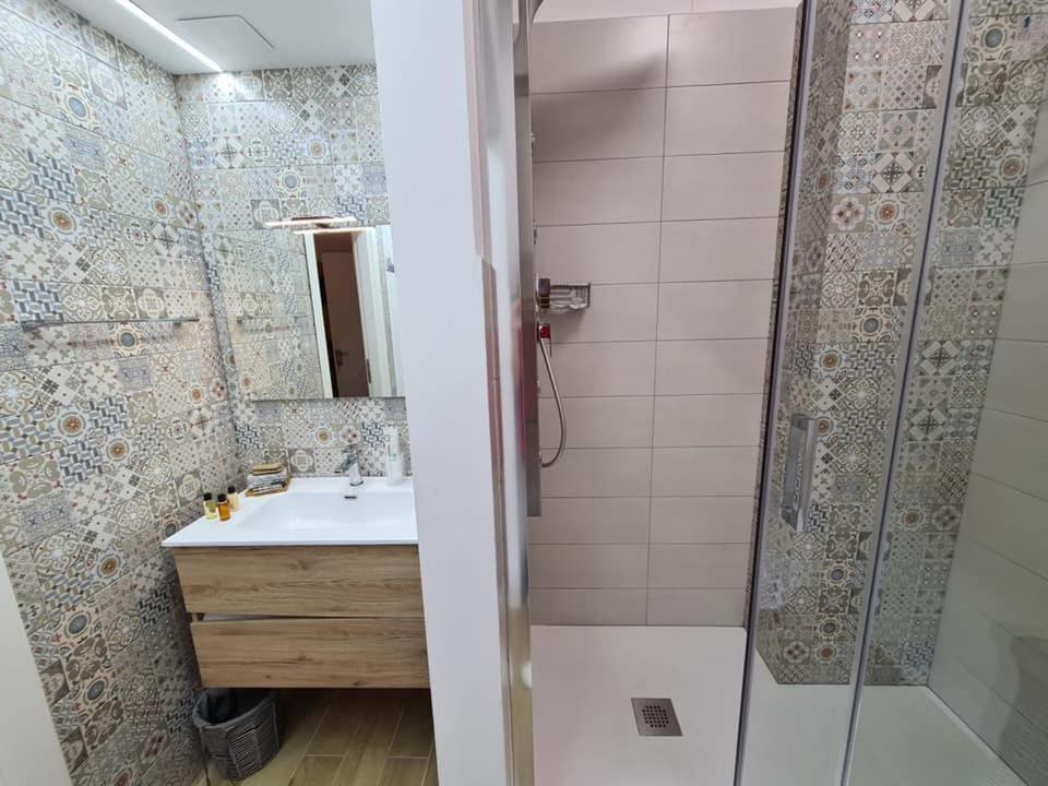 Kúpeľňa v ubytovaní Le Dimore del Gufo B&B and Apartments Suite