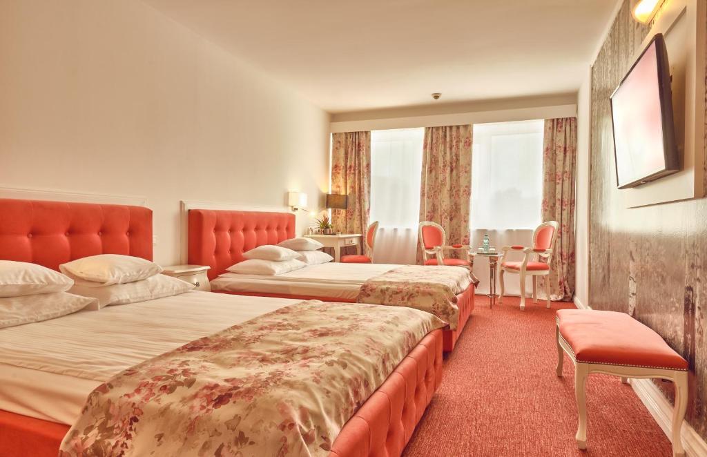 
Deluxe Family PLUS Room Palace of Parliament view
