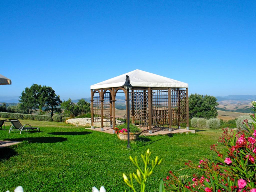 Vonkajšia záhrada v ubytovaní Holiday Home San Lorenzo-1 by Interhome