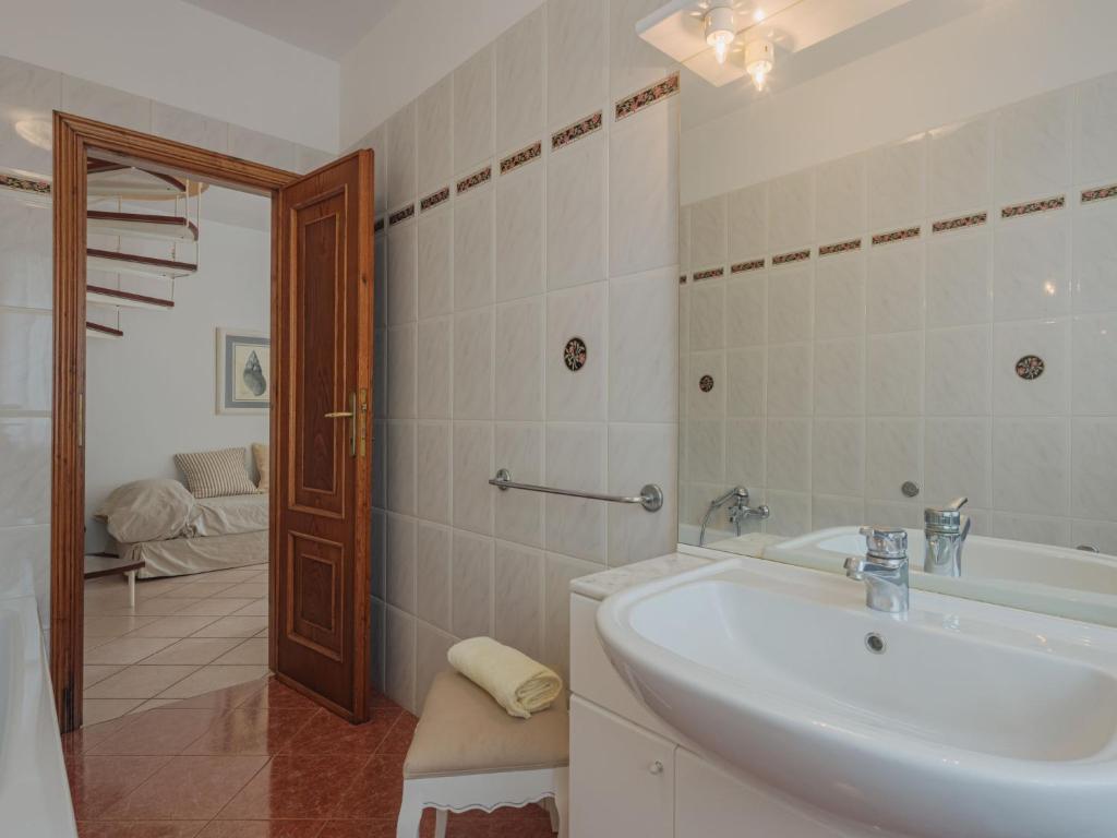 Kúpeľňa v ubytovaní Holiday Home Rosa by Interhome