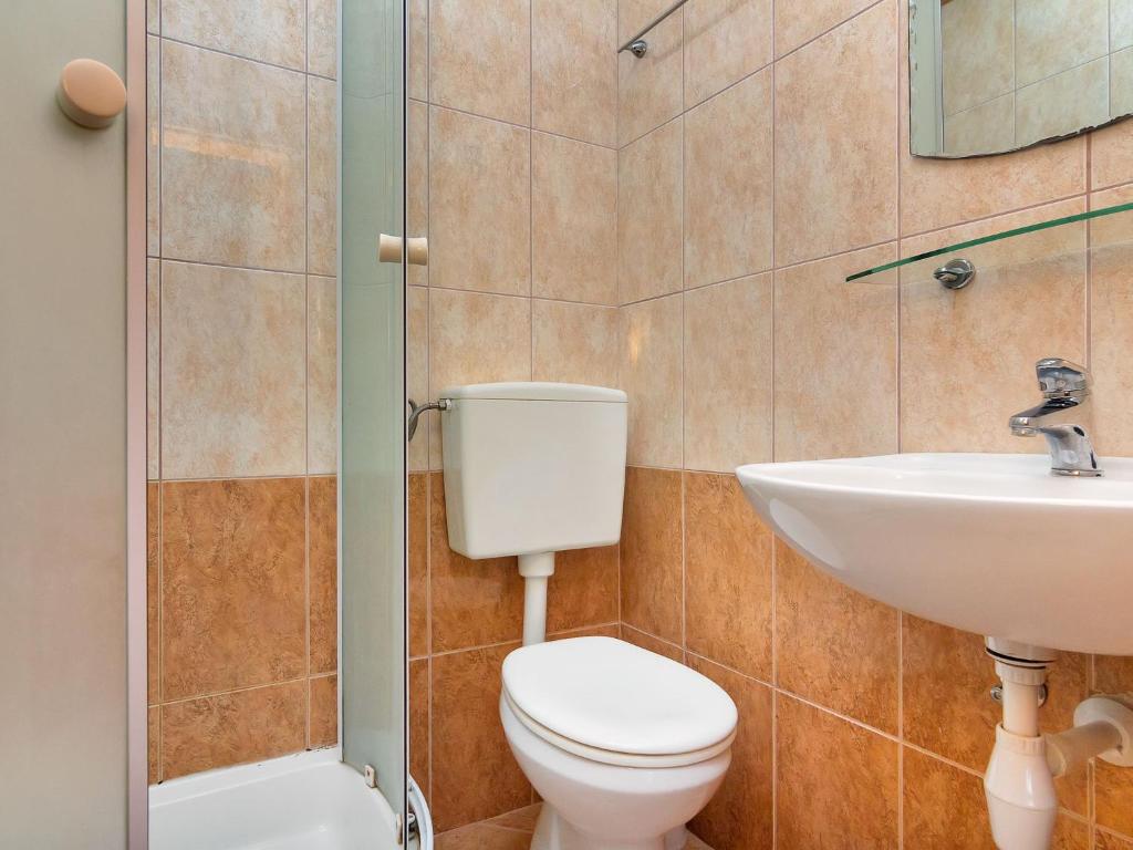 Kúpeľňa v ubytovaní Apartment Rubin-4 by Interhome