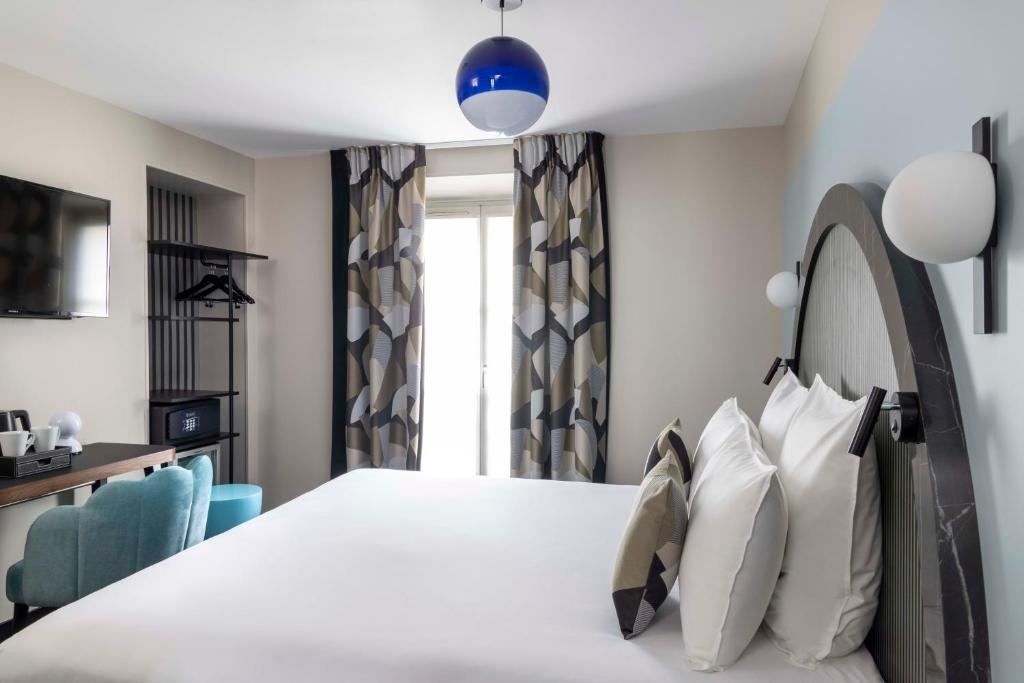 
Standard Single Room
