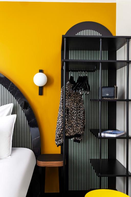 Hôtel Regina Opéra Grands Boulevards - Resim 16