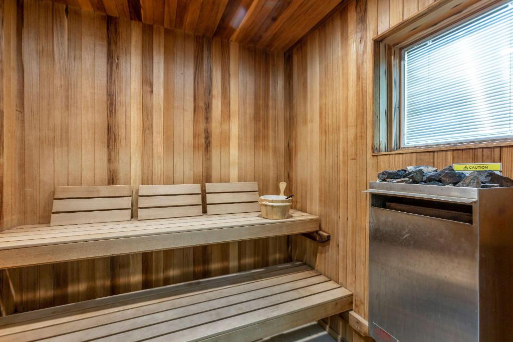 Kuchyň nebo kuchyňský kout v ubytování Comfort Inn Flagstaff Lucky Lane I-40