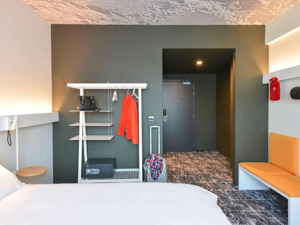 Postel nebo postele na pokoji v ubytování ibis Bucharest Politehnica