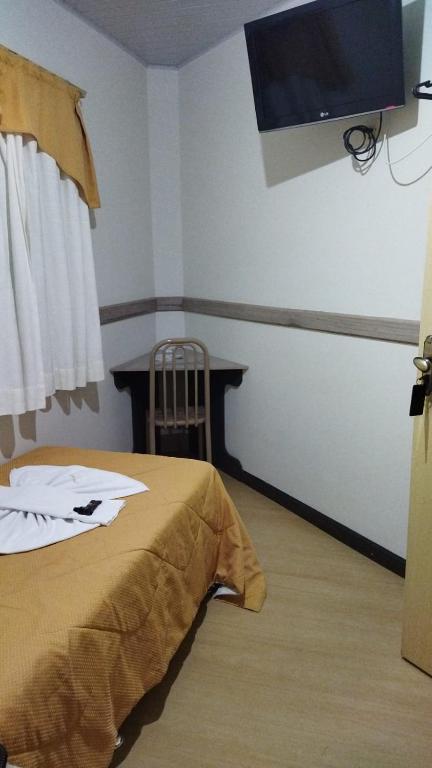 TV a/nebo společenská místnost v ubytování Elite Palace Hotel