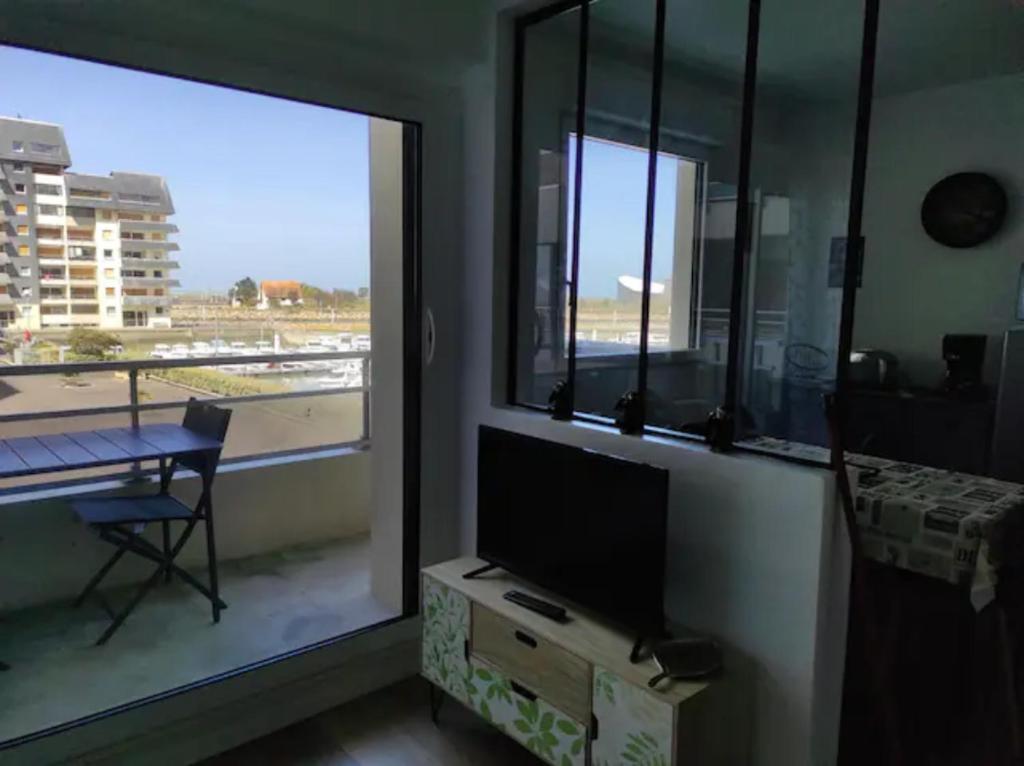 Agréable studio de 30m2 avec balcon vue marina