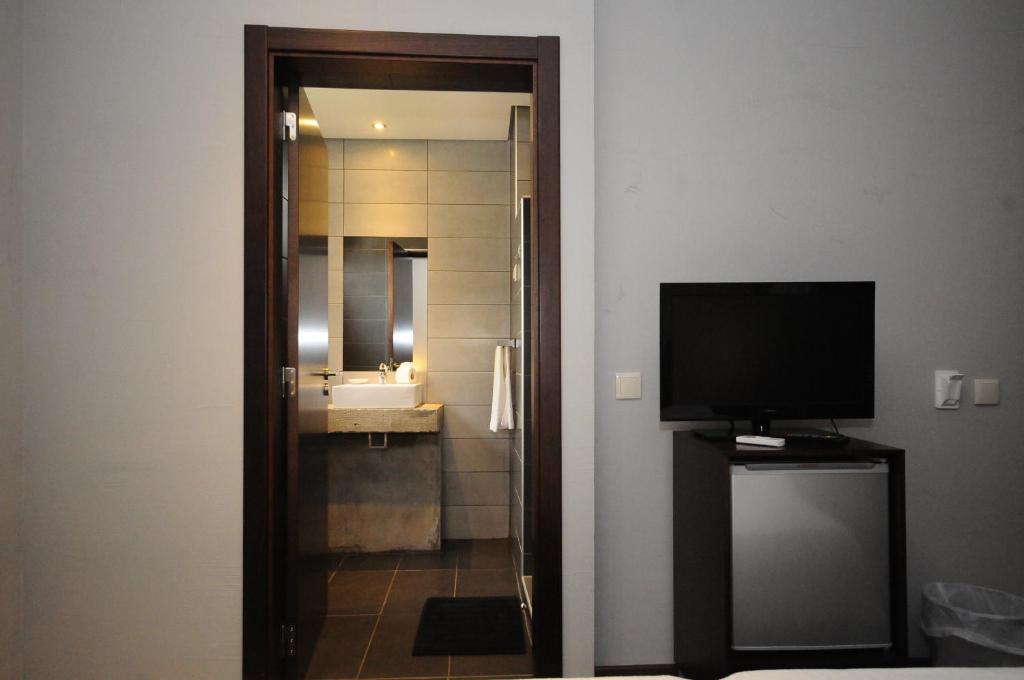 Lost & Found - Guesthouse & Suites - 2