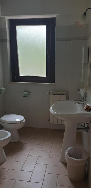 Koupelna v ubytování LH Albergo il Paradiso