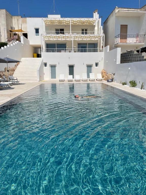 The swimming pool at or close to Appartamento Magnolia Deluxe