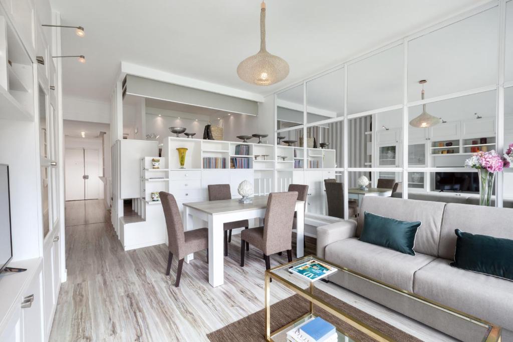 Amore Rentals - Bed and Breakfast Sorrento 7 Flat - Housity