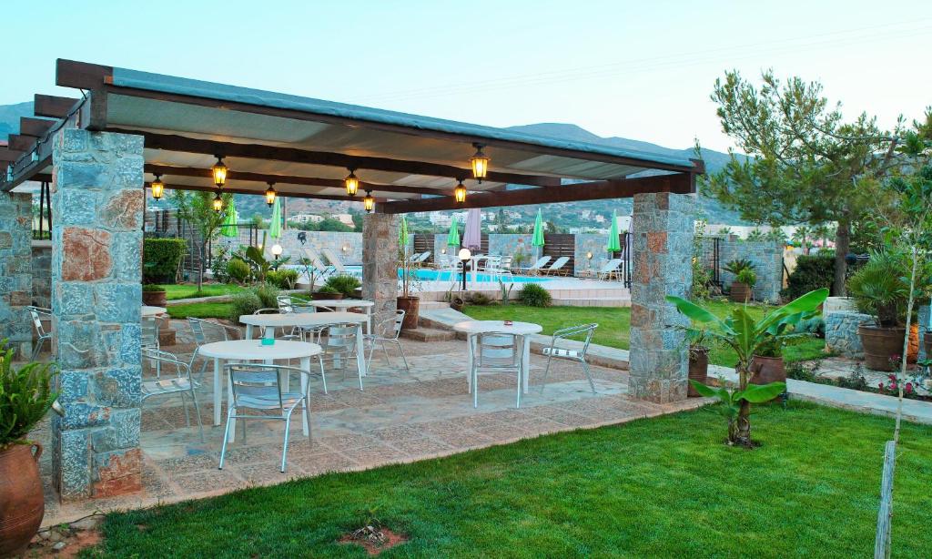 Zahrada ubytování Altis Hotel