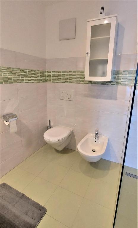 A bathroom at B&B Gasthaus Lieg