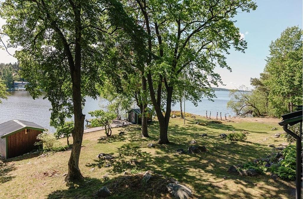 Escape to Your Very Own Private Island - Just 30 Minutes from Stockholm - Holiday Home