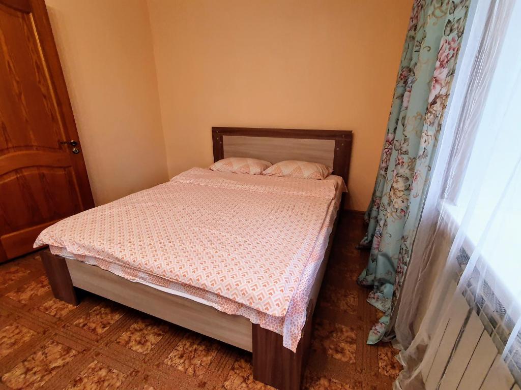 Комфортная квартира недалеко от жд и авто вокзалов - отзывы и видео