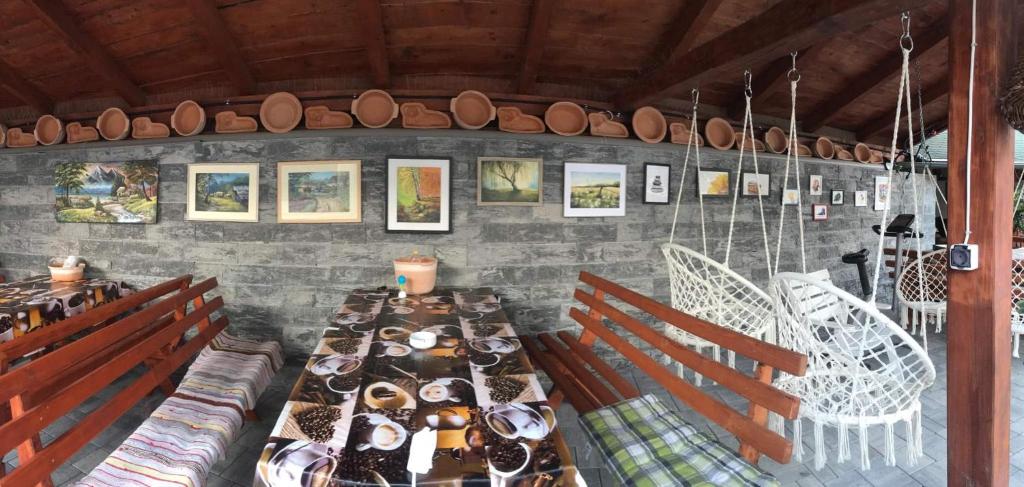 Restoran või mõni muu söögikoht majutusasutuses Sepsi Relax