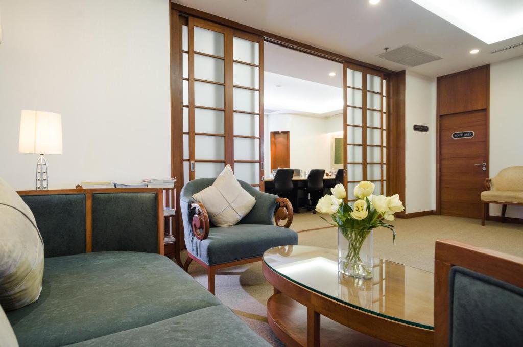 AT EASE saladaeng by AETAS - Resim 21