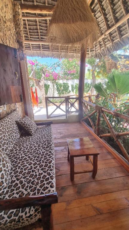 Balkon atau teras di Salama & Mbuyuni Bungalows