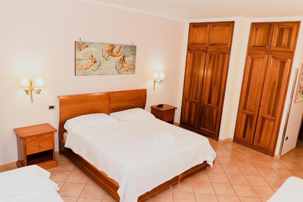 Hotel Ristorante Garibaldi - Habitación Familiar (4 Adultos)