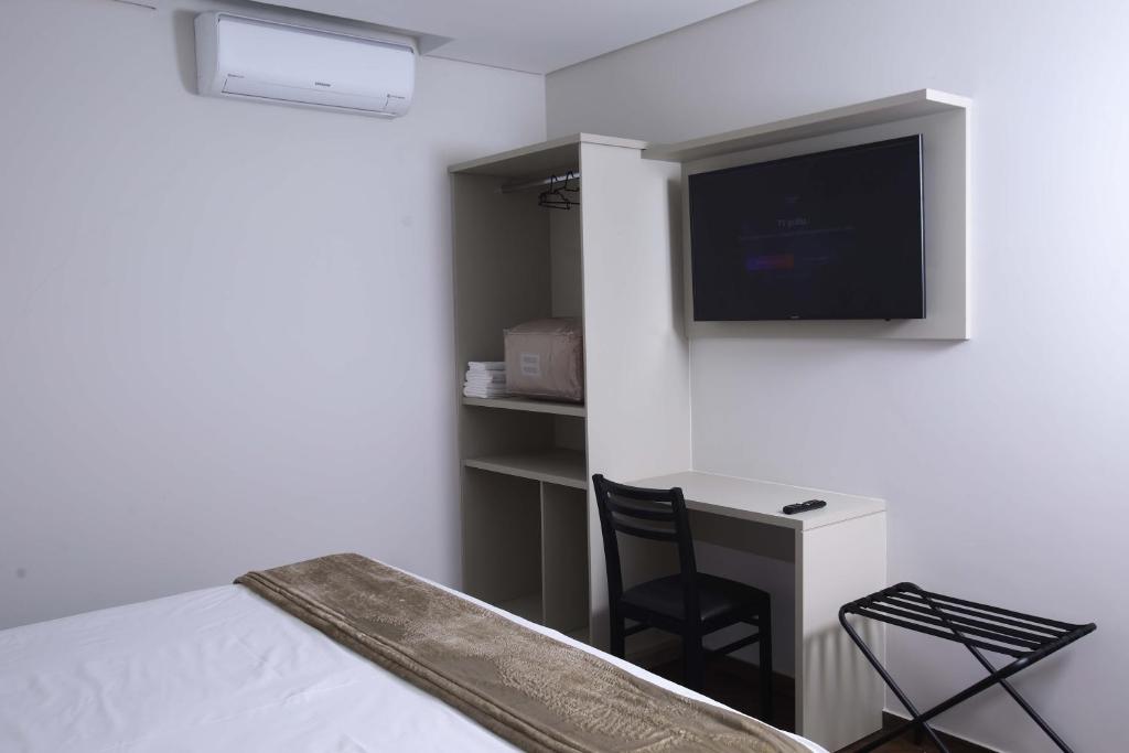 TV a/nebo společenská místnost v ubytování Hotel Pro Tork Confort