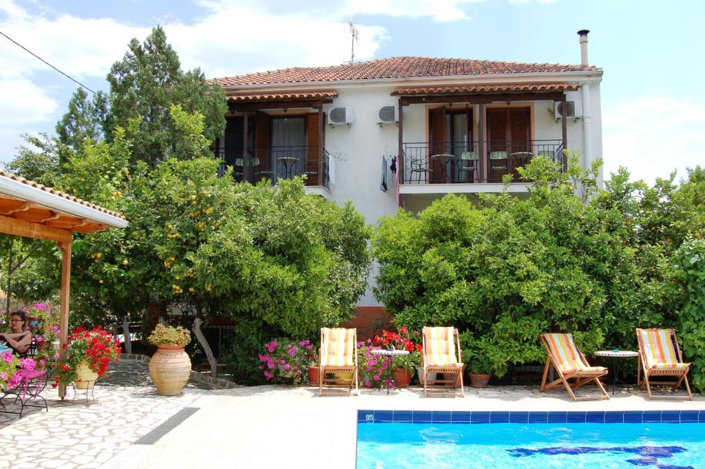 Fotografia z galérie ubytovania Hotel Villa Marie v destinácii Syvota