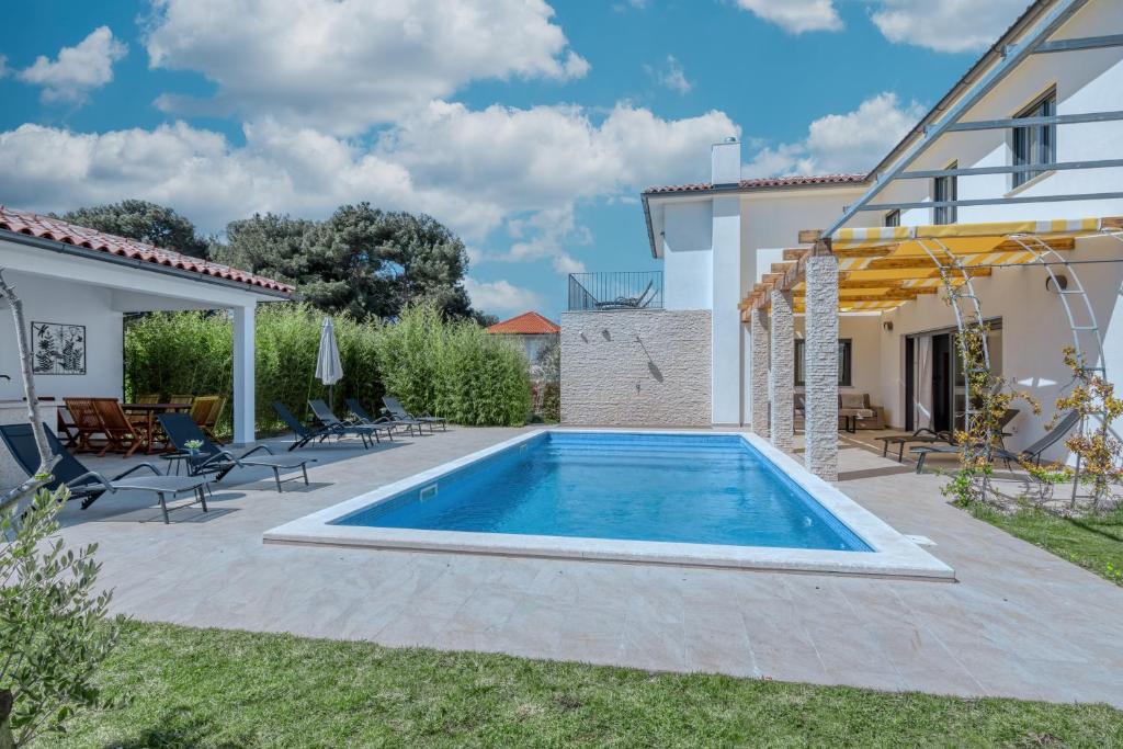 Zdjęcie z galerii obiektu Villa Lemoar Pula w Puli