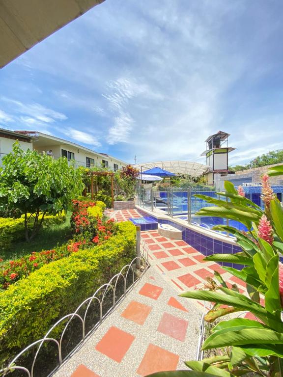 a view of the pool at a resort at HV Sueño Real Tatacoa in Villavieja