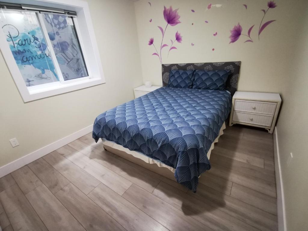 Postel nebo postele na pokoji v ubytování Metropolis MetroTown Area lovely place 2 or 1 bedrooms suite