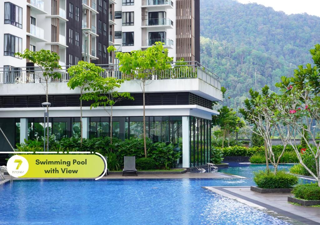 Bazén v ubytování 7Stonez Residences Midhills Genting Highlands nebo v jeho okolí