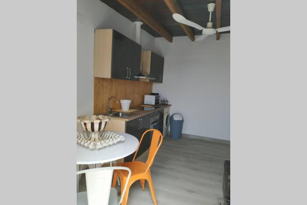 Kuchyňa alebo kuchynka v ubytovaní San Antonio villa