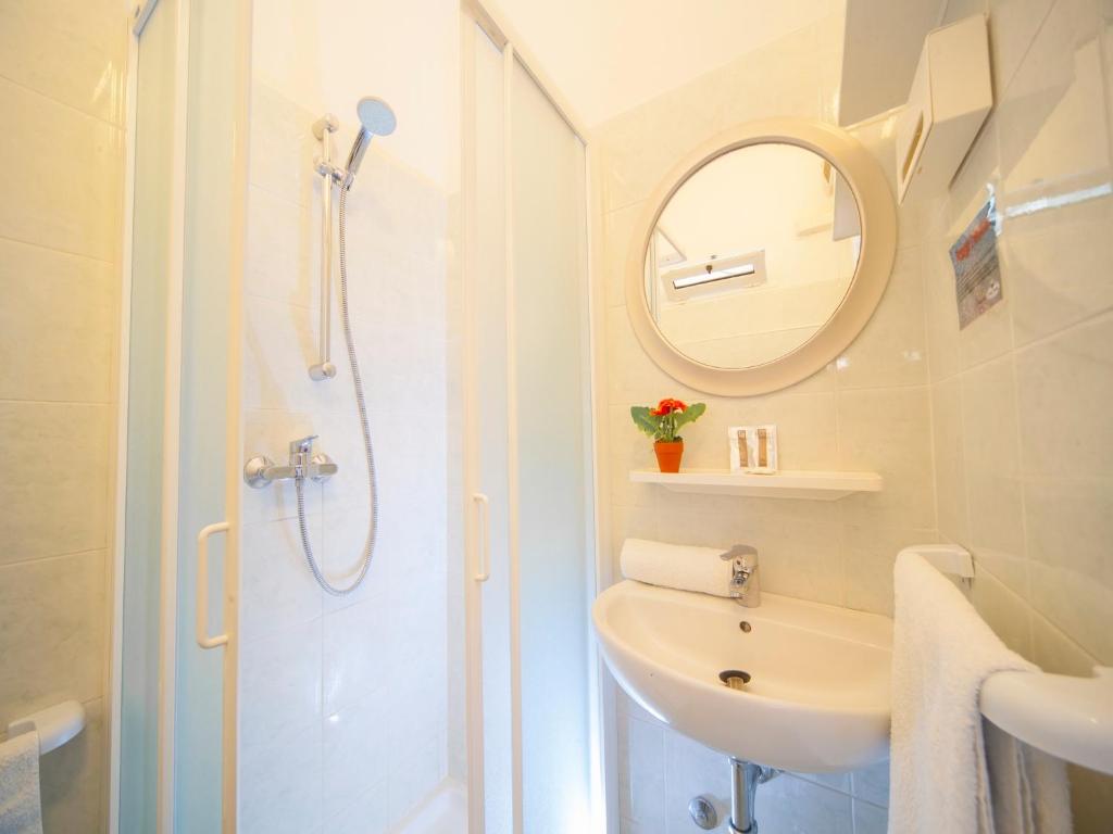 Koupelna v ubytování Hotel Gemini