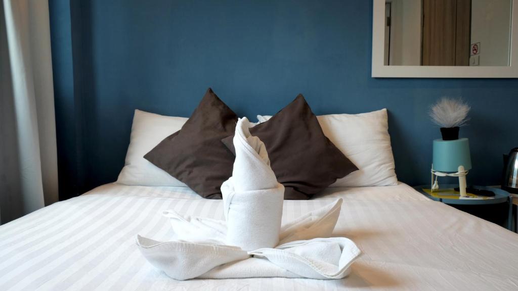 Sleep with Me Bangkok - BTS Phra Khanong - Resim 15