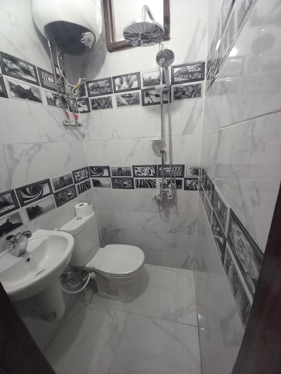 Jamaica Guest House - 4