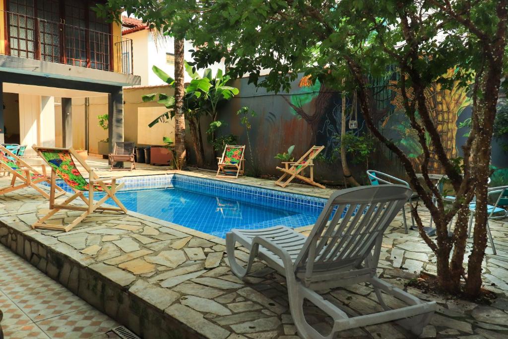 Bazén v ubytování Hostel Morada do sol Paraty nebo v jeho okolí
